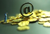 业界各方渐成共识 金融科技公司需合规持牌经营